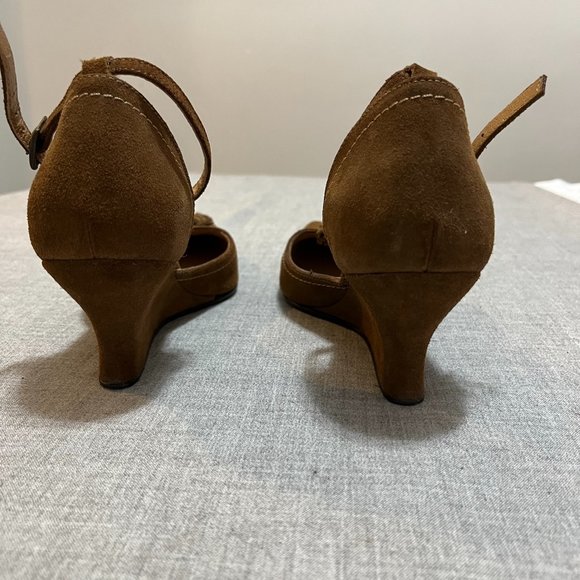 ZARA Brown suede Pointed Toe Wedge Shoes | 36 - Picture 7 of 11